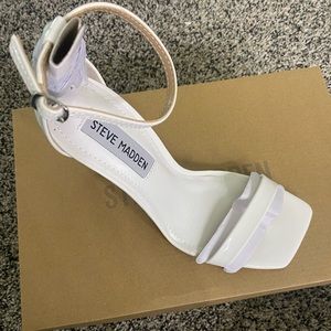 Patent leather sandals